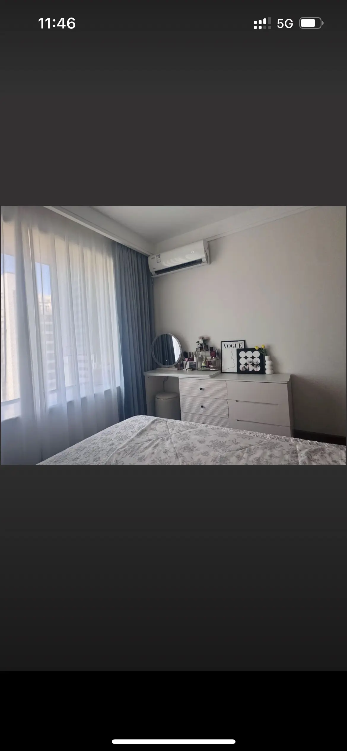 这歌是真的好听，像离别，像重逢 ，像释怀，像遗憾，也像思念……