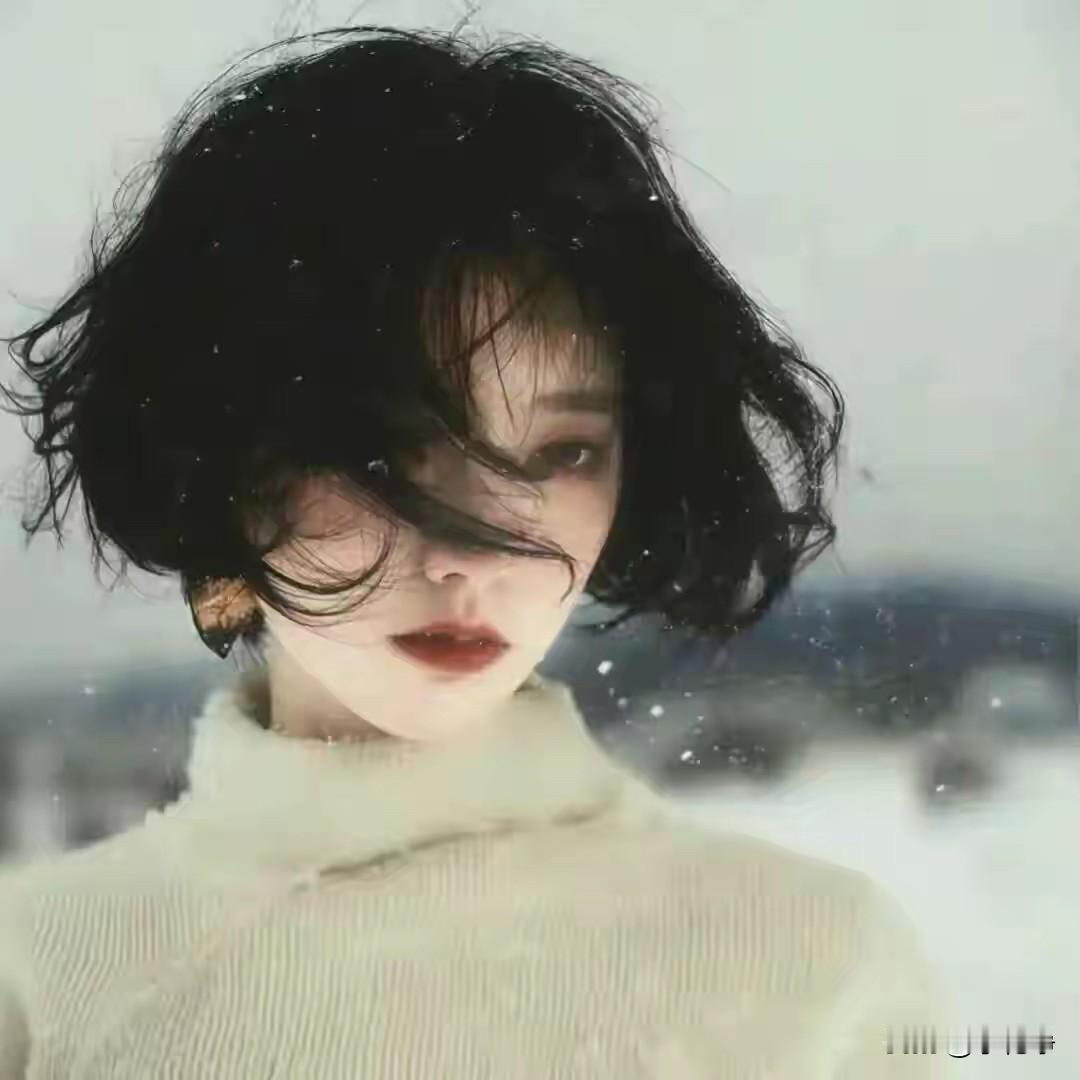 二姑家的大闺女离婚了

这周六回家吃饭，我妈明显的高兴了很多，骂我的词都轻柔了。
