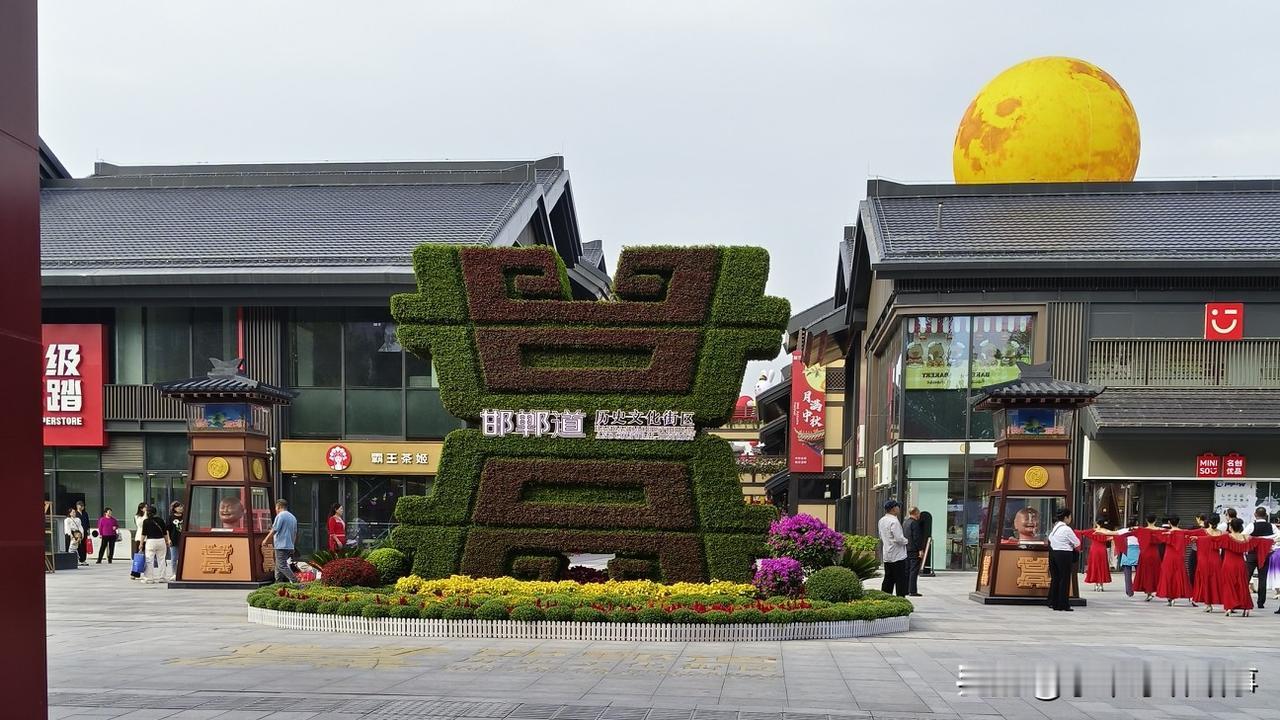 晒图笔记大赛 打卡古风市集，感受传统与现代的碰撞！