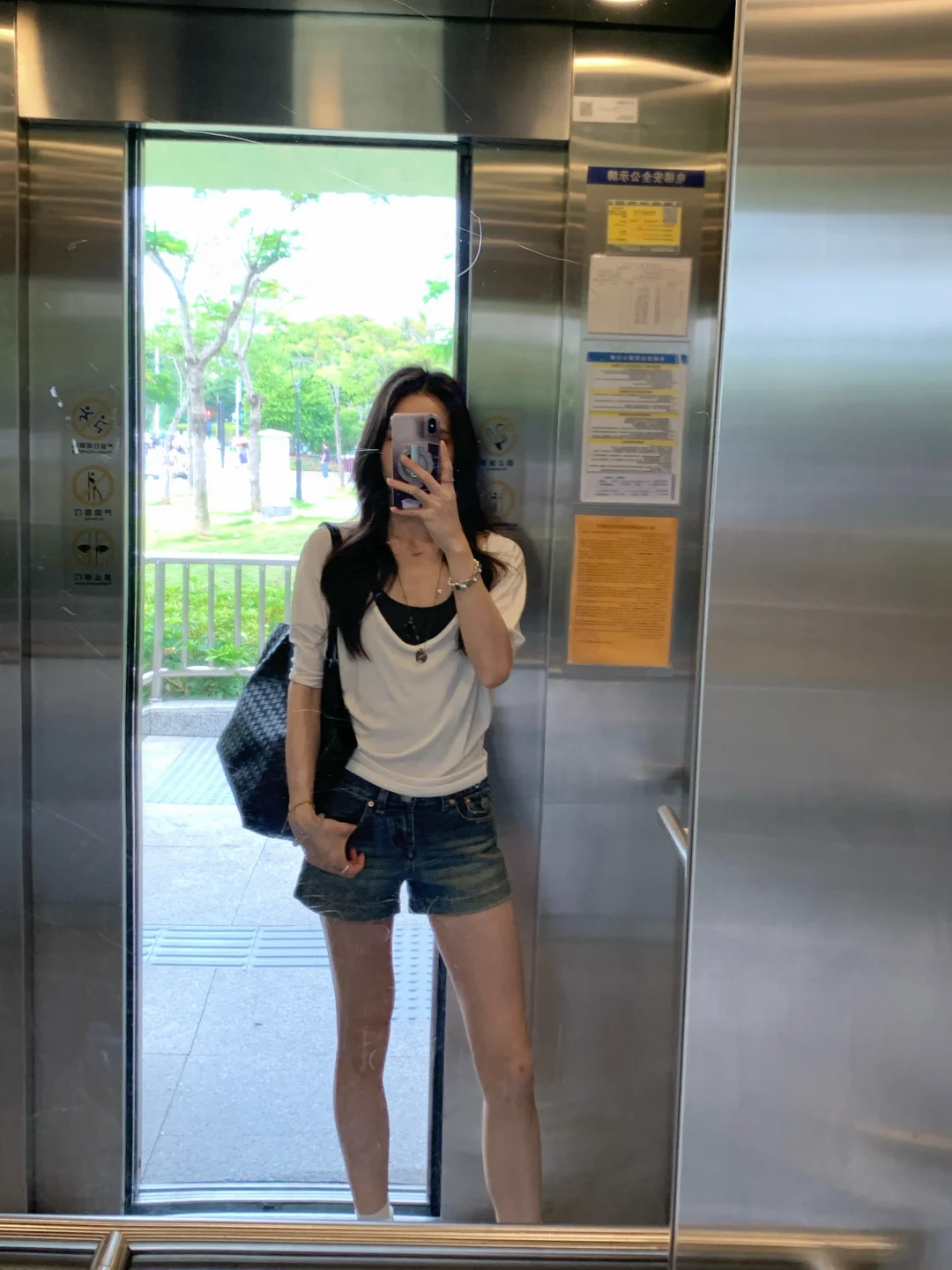 电梯检阅｜干净清爽的休闲胶囊衣橱