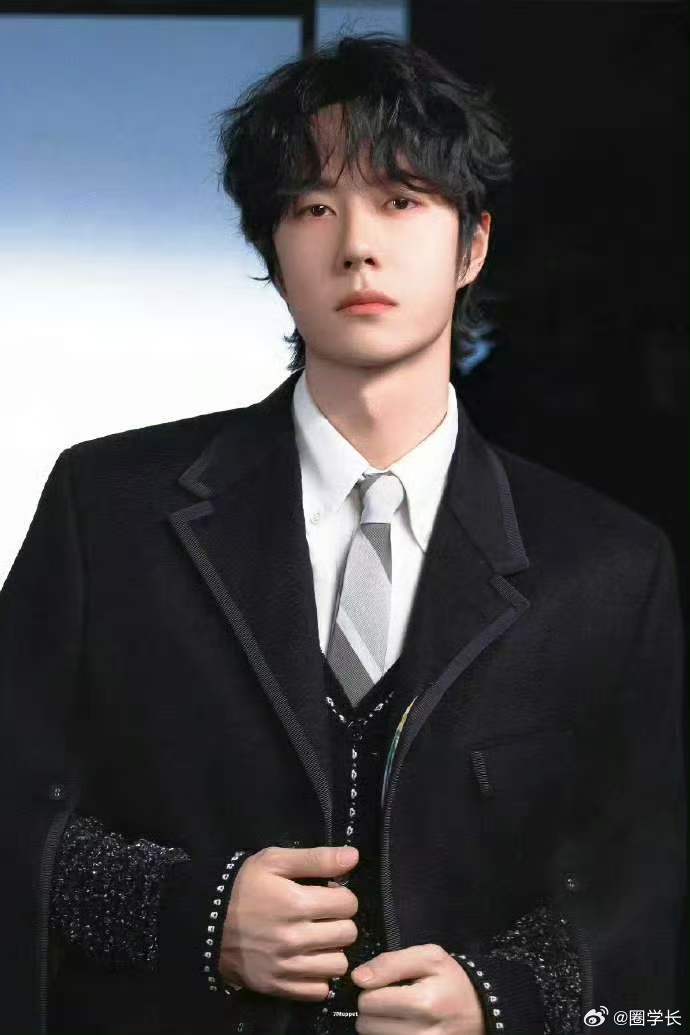 王一博 乐华王一博续不续约乐华，也要看乐华给的条件啦，毕竟乐华没有王一博就没有现