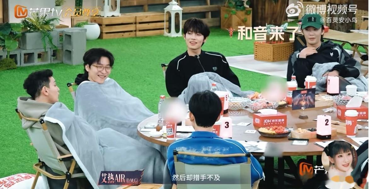 艾热两次毒药警告艾热押韵都在骨子里 艾师傅太稳了，韵脚输出从容，两段警告层层加码