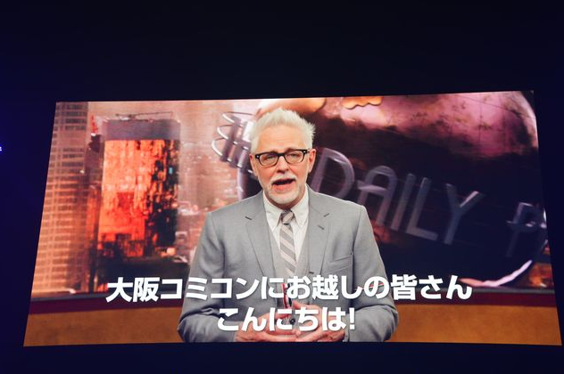 DC[超话]詹姆斯·古恩为参与大阪漫展的粉丝们录制了问候视频。 ​​​