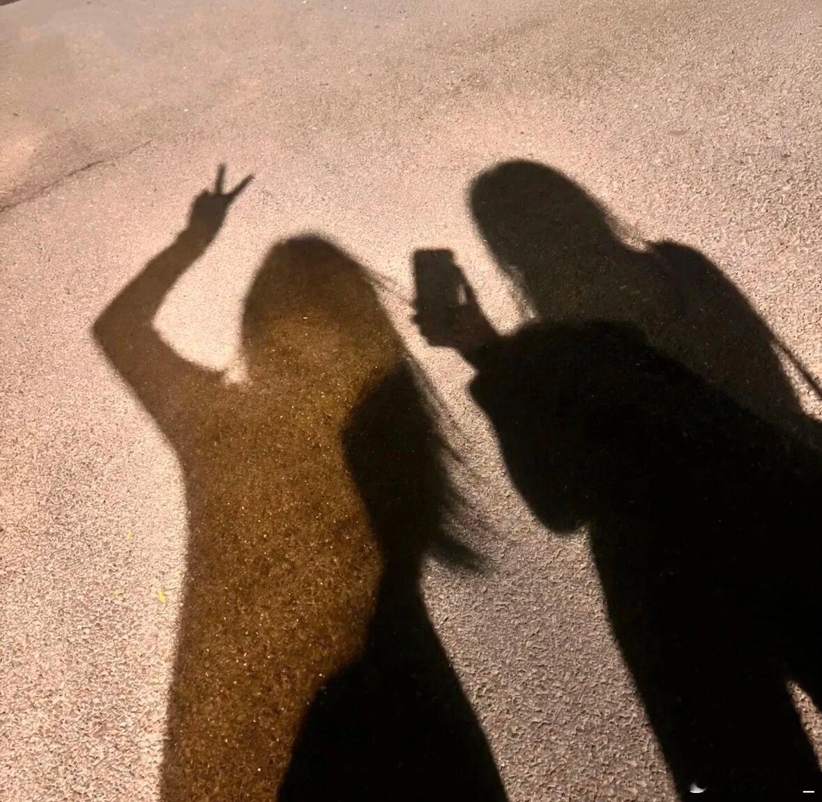 生活如果有开关，那姐妹的出现就是一键快乐 