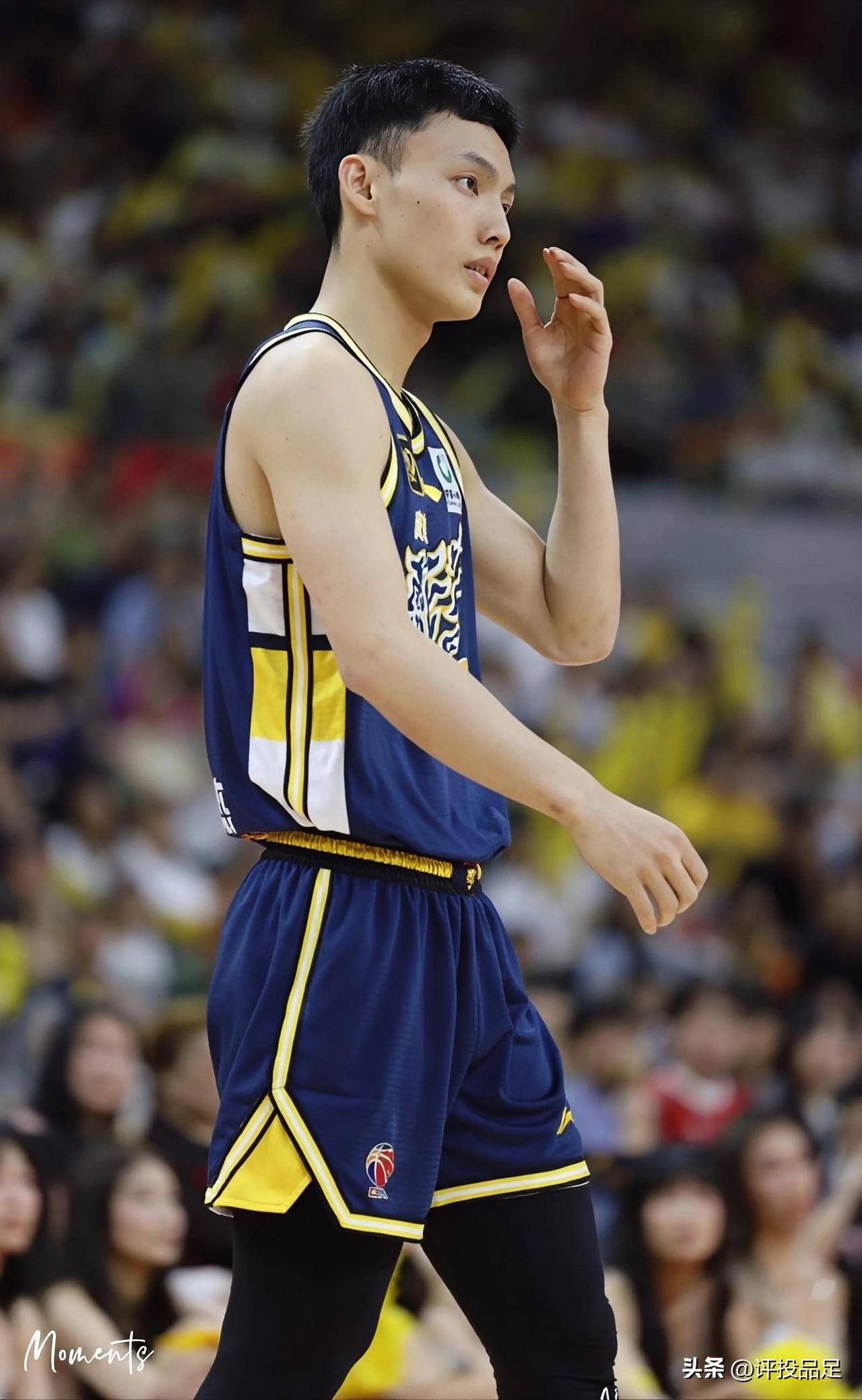 广东宏远输球，三人责任最大！
1.杜锋
这已经不是杜锋第一次为家乡球队送温暖了，