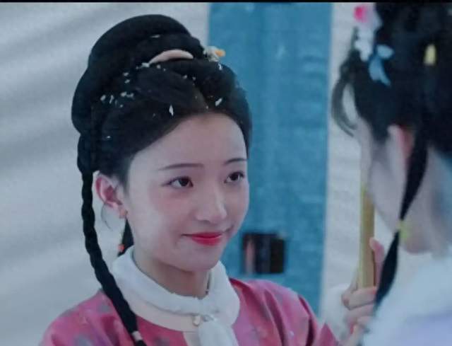 擦肩而过的故人：秋葵为何没有上前认小姐？