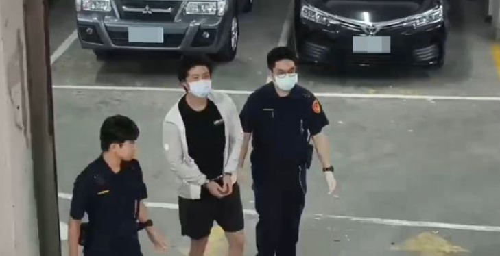孙安佐100万台币交保重获自由 据台媒，艺人孙鹏、狄莺的儿子孙安佐被依违反《枪炮