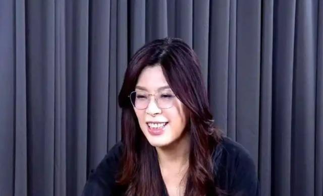 连战这辈子怕是做梦都想不到，自己拿真金白银捧出来的亲儿子，混了大半辈子，最后还得