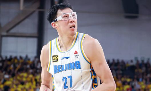 北京时间1月6日19：35，今晚的CBA常规赛第11轮赛程比较多，一共安排了7场