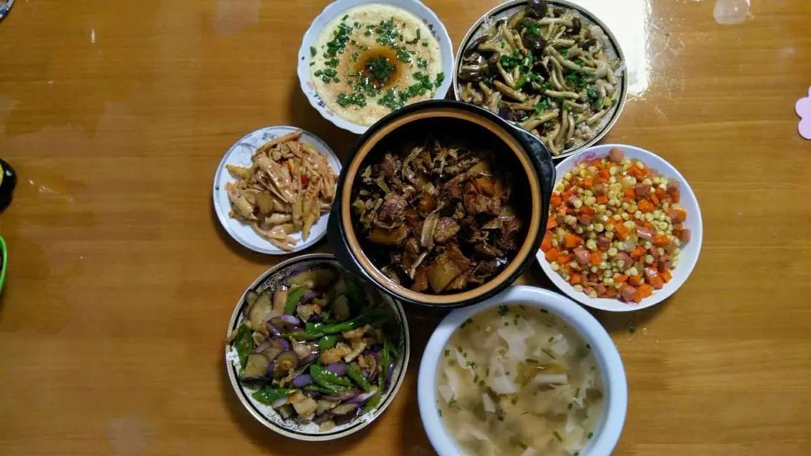 吃饭真的是件麻烦事，谁能一劳永逸吗 