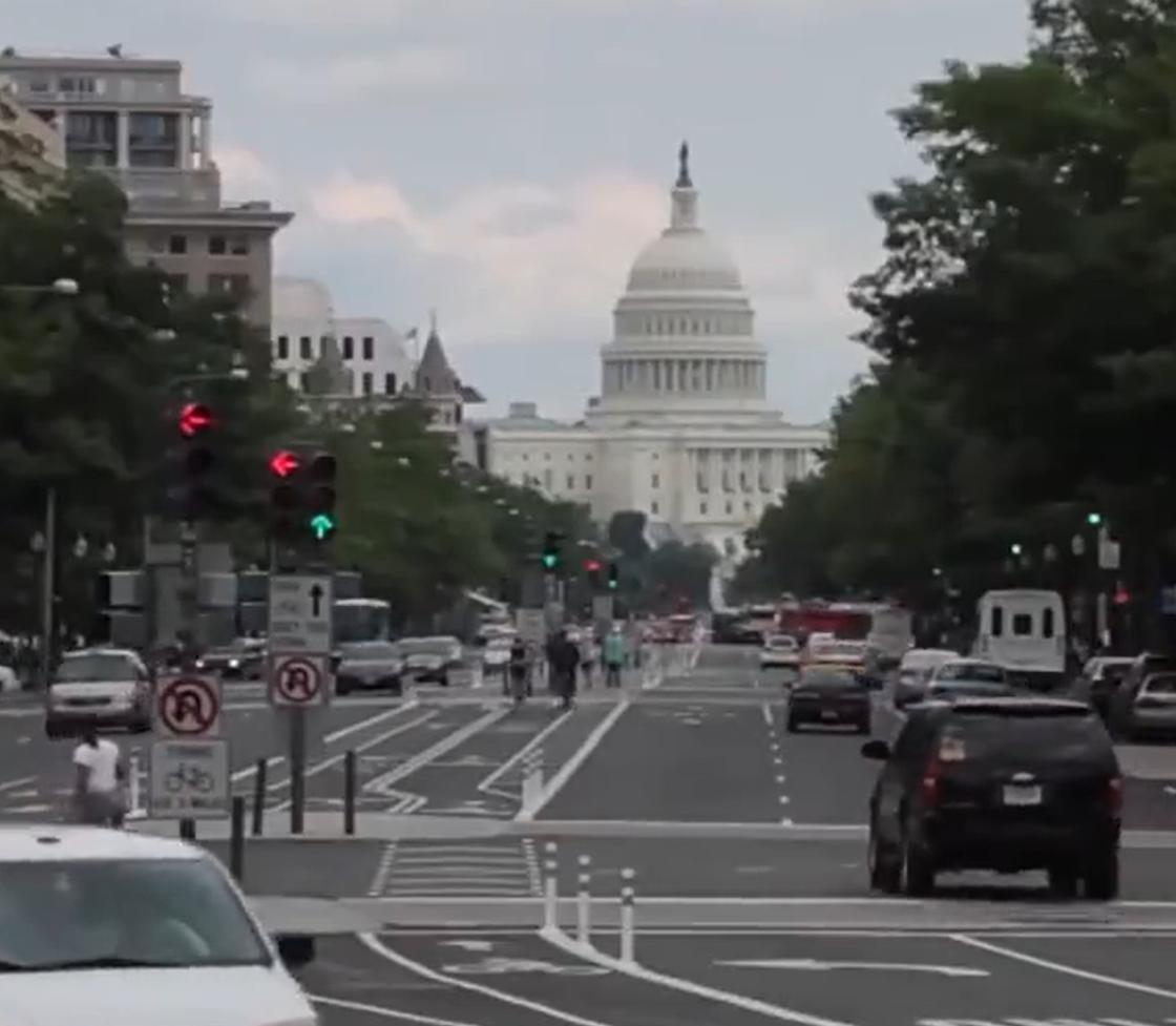 惊爆！
美国与伊朗的和谈方案竟然被曝光了，这可真是个大瓜！
长久以来，美伊关系那