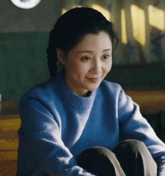 1981年，梁晓声经人介绍与北京姑娘焦丹相亲，谁知一见面梁晓声就对焦丹说：“我每
