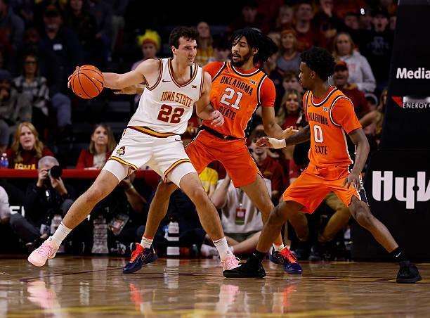 全美第3号种子爱荷华州立大学坐镇主场以83比71战胜了俄克拉荷马州立大学。本场比