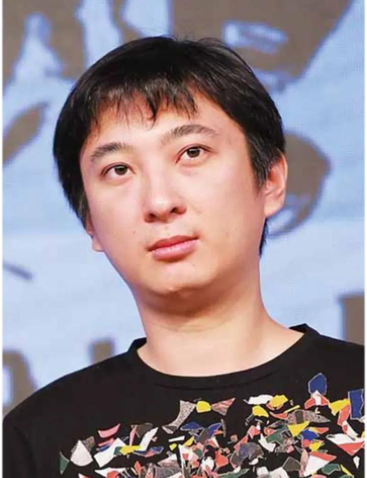 王思聪生活新态度：多重防护下的谨慎选择

王思聪，作为公众人物，近年来在处理个人