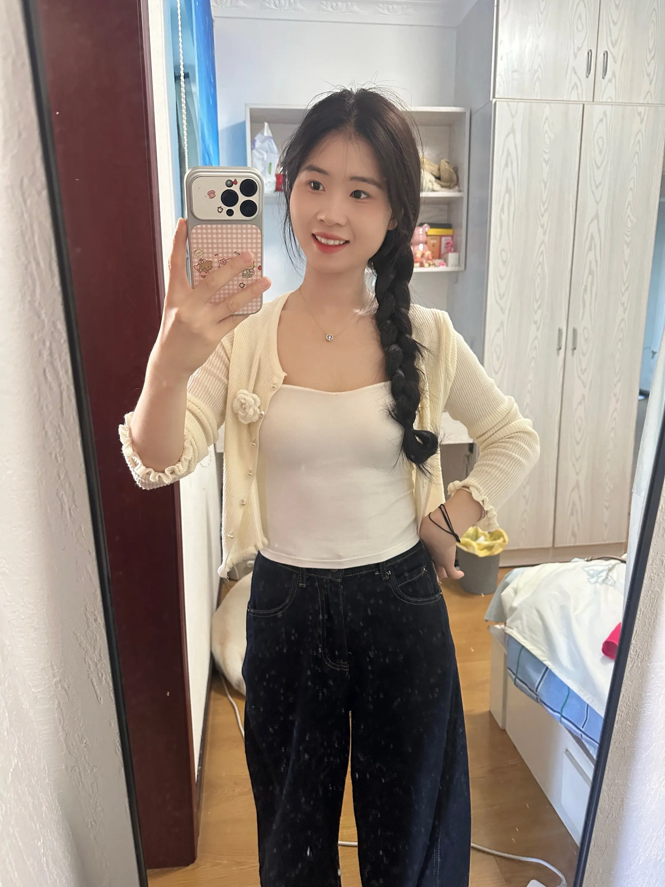 年纪也不小了，还没结婚，不是不想结婚，也不是眼光高，只是害怕遇到错的人...