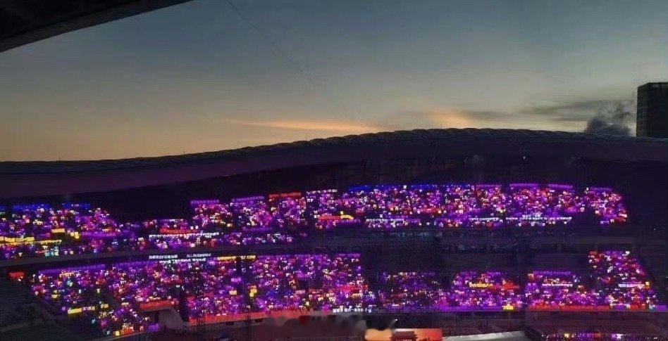 马嘉祺紫海VS宋亚轩青海，你觉得哪个更震撼 ​​​