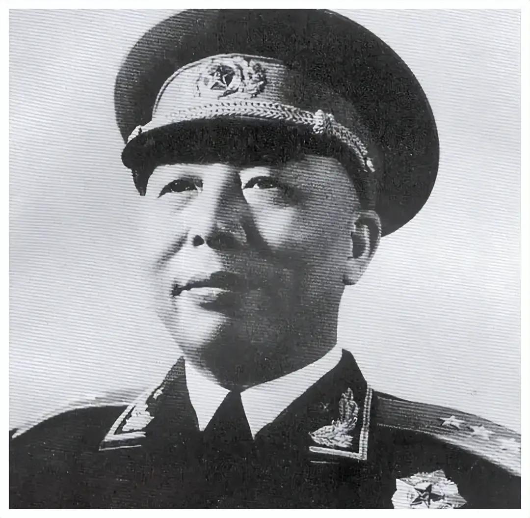 战前他当众摔门离去，毛主席怒令：立即撤职！粟裕为何抗命保他？






打仗最