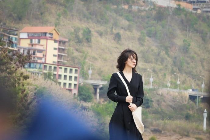 #赵丽颖李红樱生命里无尽的回南天##赵丽颖李红樱花絮照# 赵丽颖李红樱生命里无尽