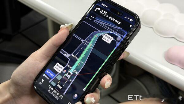 高德地图在台湾推出新功能，红绿灯倒数接近0误差，民进党当局：不排除禁用
大陆高德