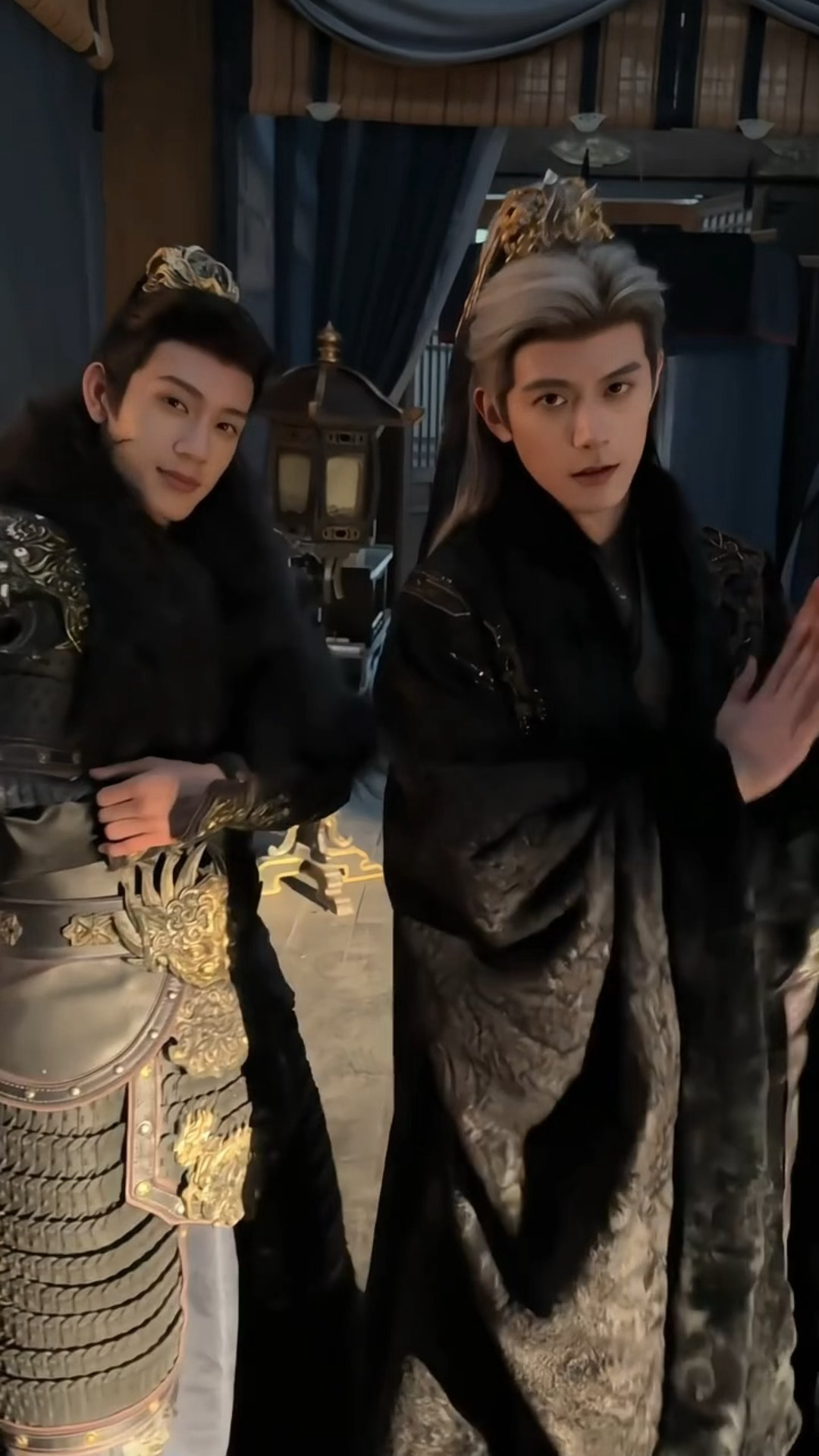 邓凯林沐然疯批哥弟俩又合拍上了，年上年下别有一番滋味…… 逐玉