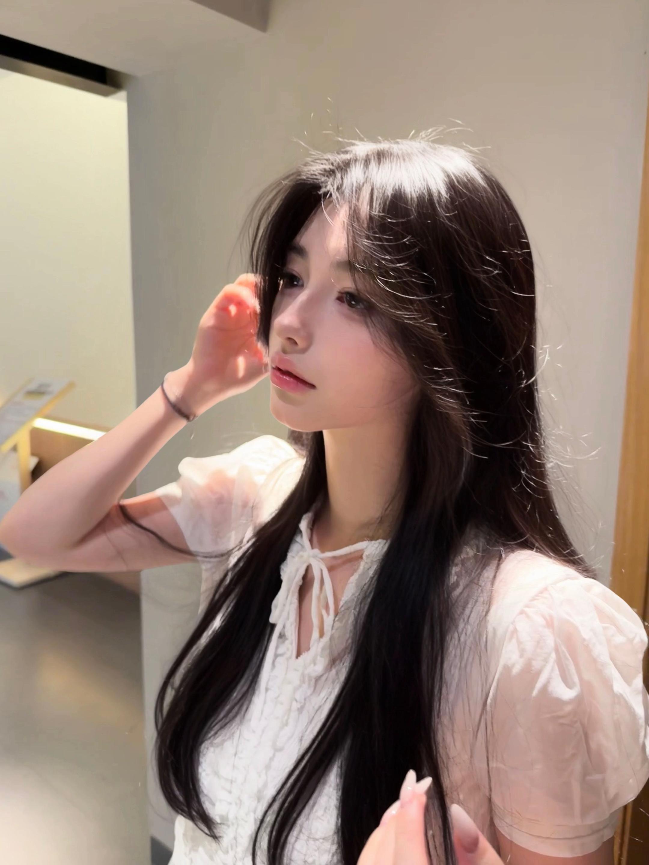 歌名就是文案。