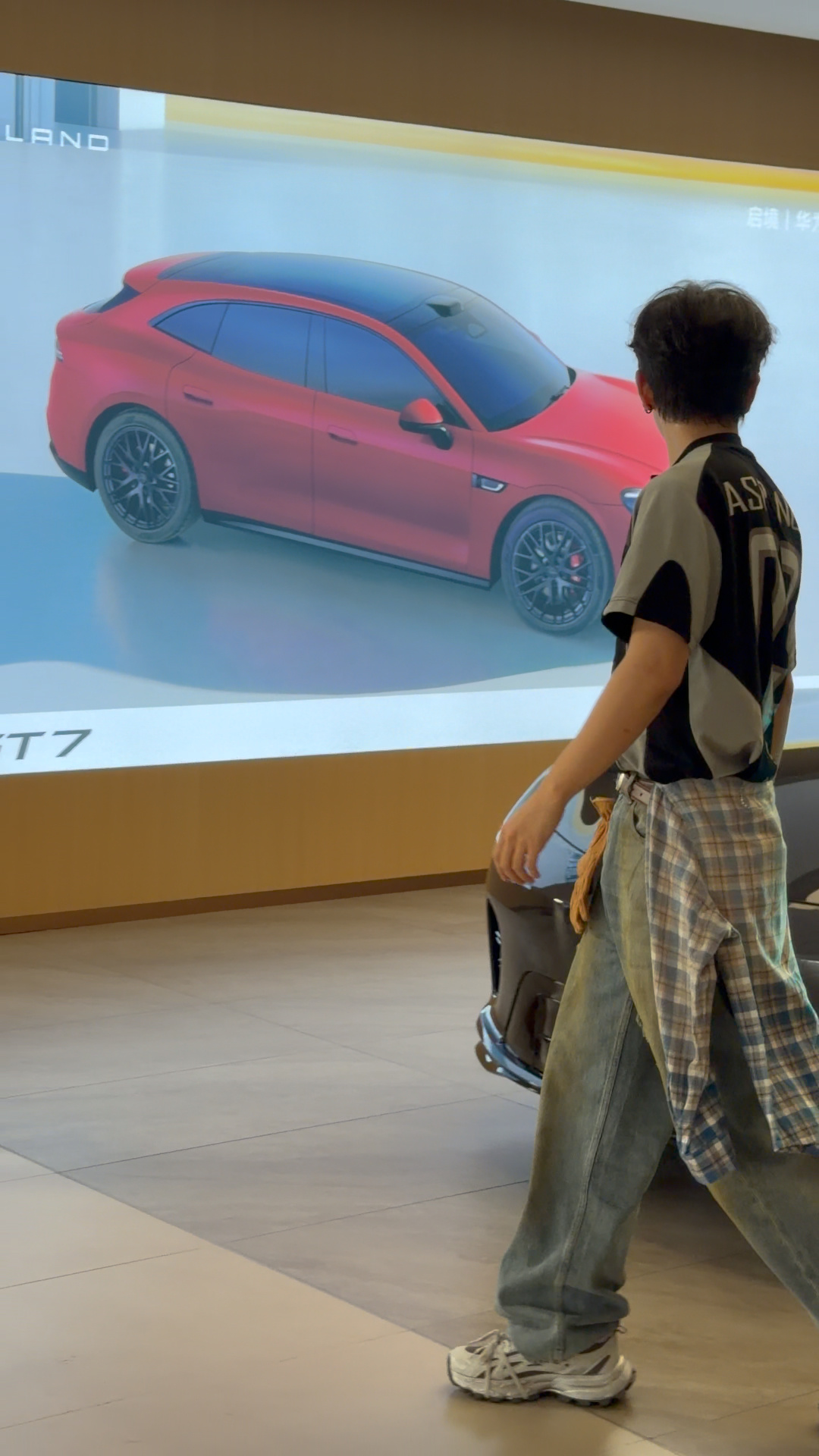 下次买车我就这么发朋友圈围观胡夏试驾启境 GT7ADS5，窄道会车、自动泊车行云
