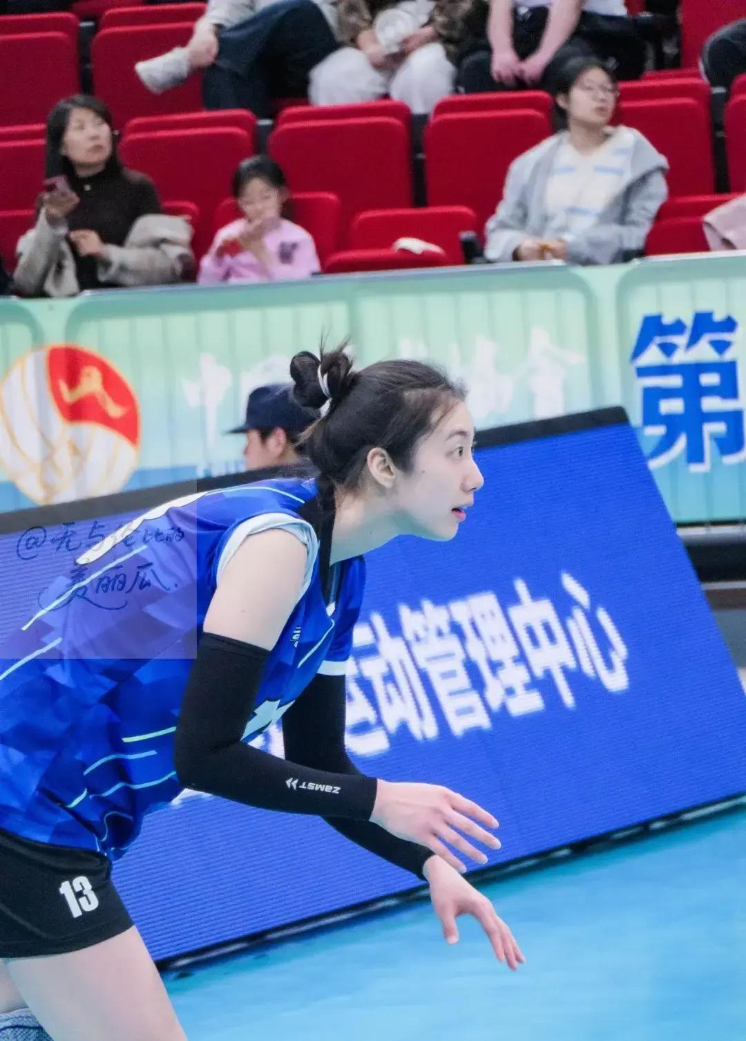 江苏女排03上海!吴梦洁难救主,范博宁失误太多,上海外援是奇乒
全华班又栽了？江