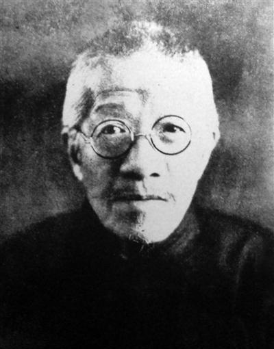 1929年，章太炎到杭州楼外楼吃饭，碰到了蒋介石和宋美龄，双方见了面也不打招呼，