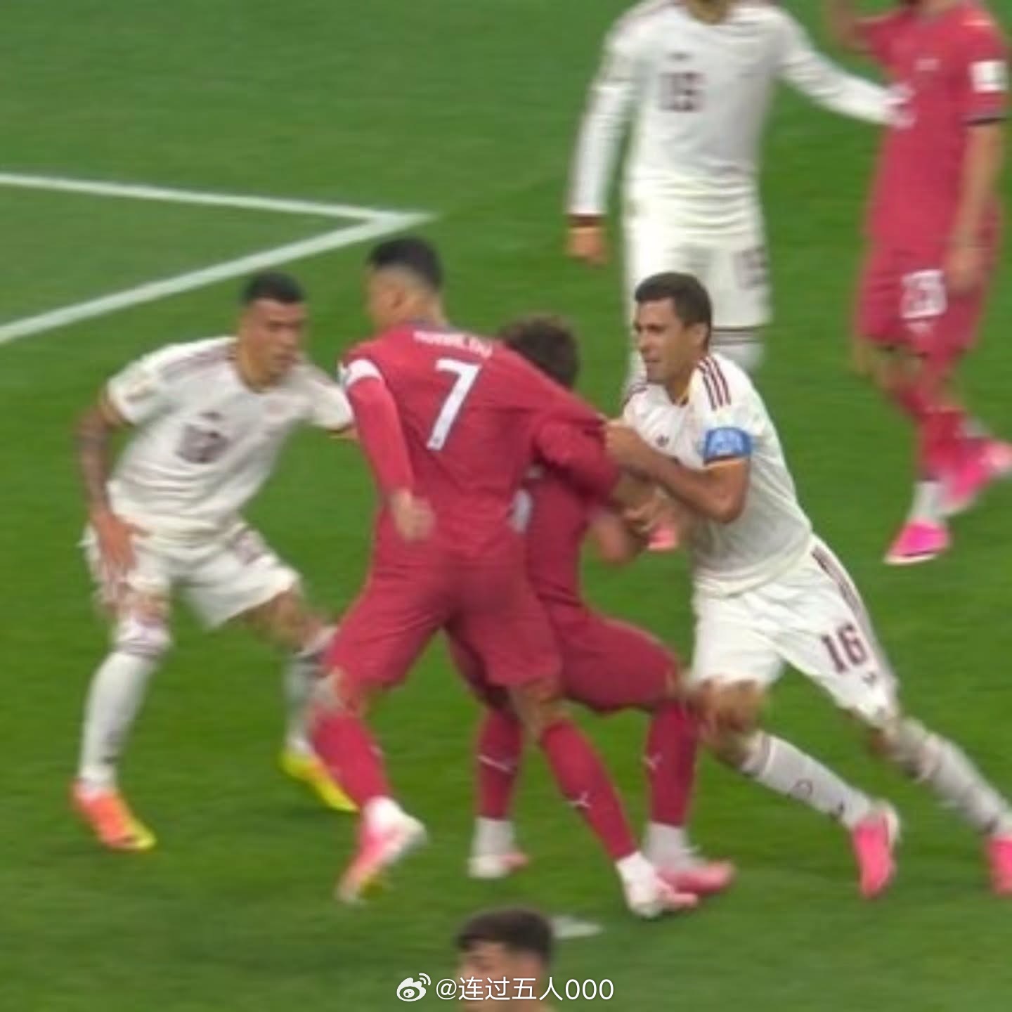 C罗最后一舞遗憾落幕如果这是阿根廷球衣，会怎么判罚？葡萄牙vs西班牙