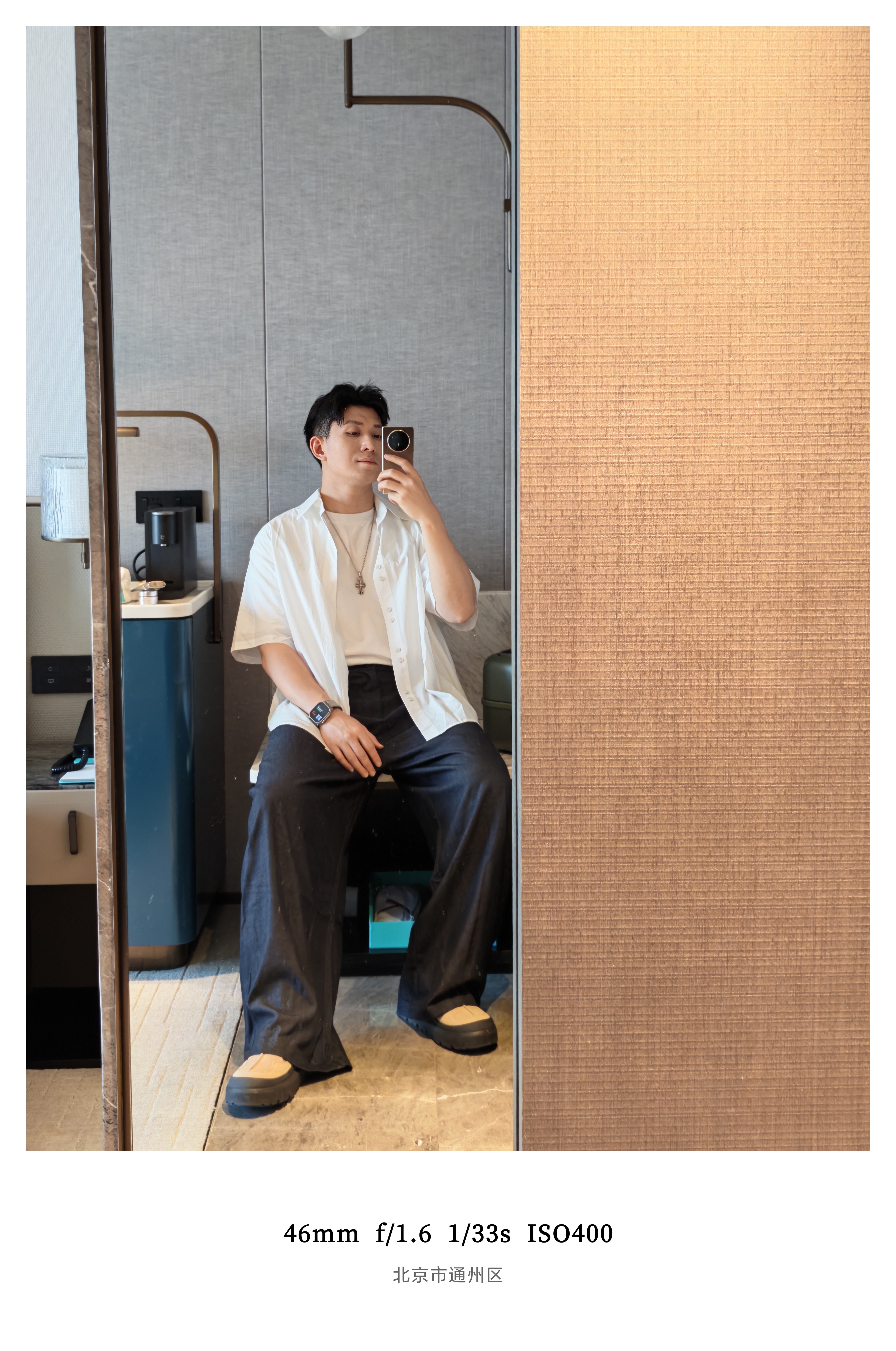 晚上临时来加个班还好我多带了套衣服朋友们说搭配玫瑰花园的场景穿图2 还是图3 