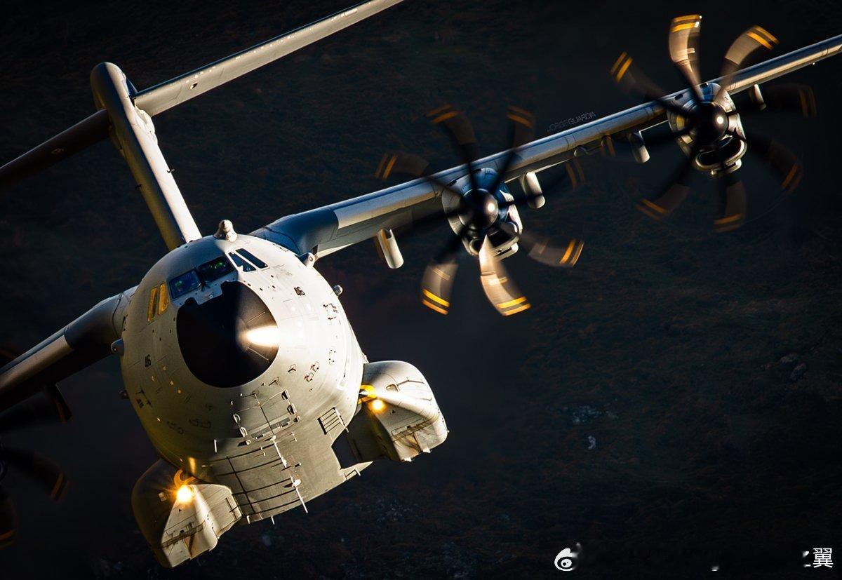 马赫谷A400M，角度很正 