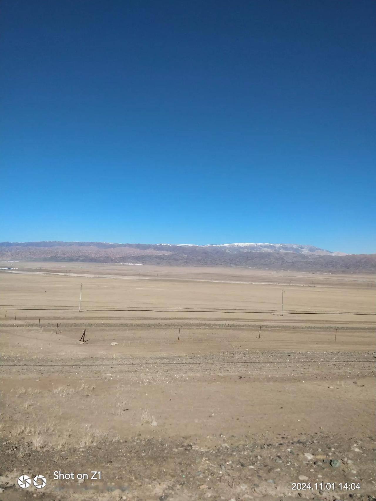 荒漠独行者，风沙任我行。