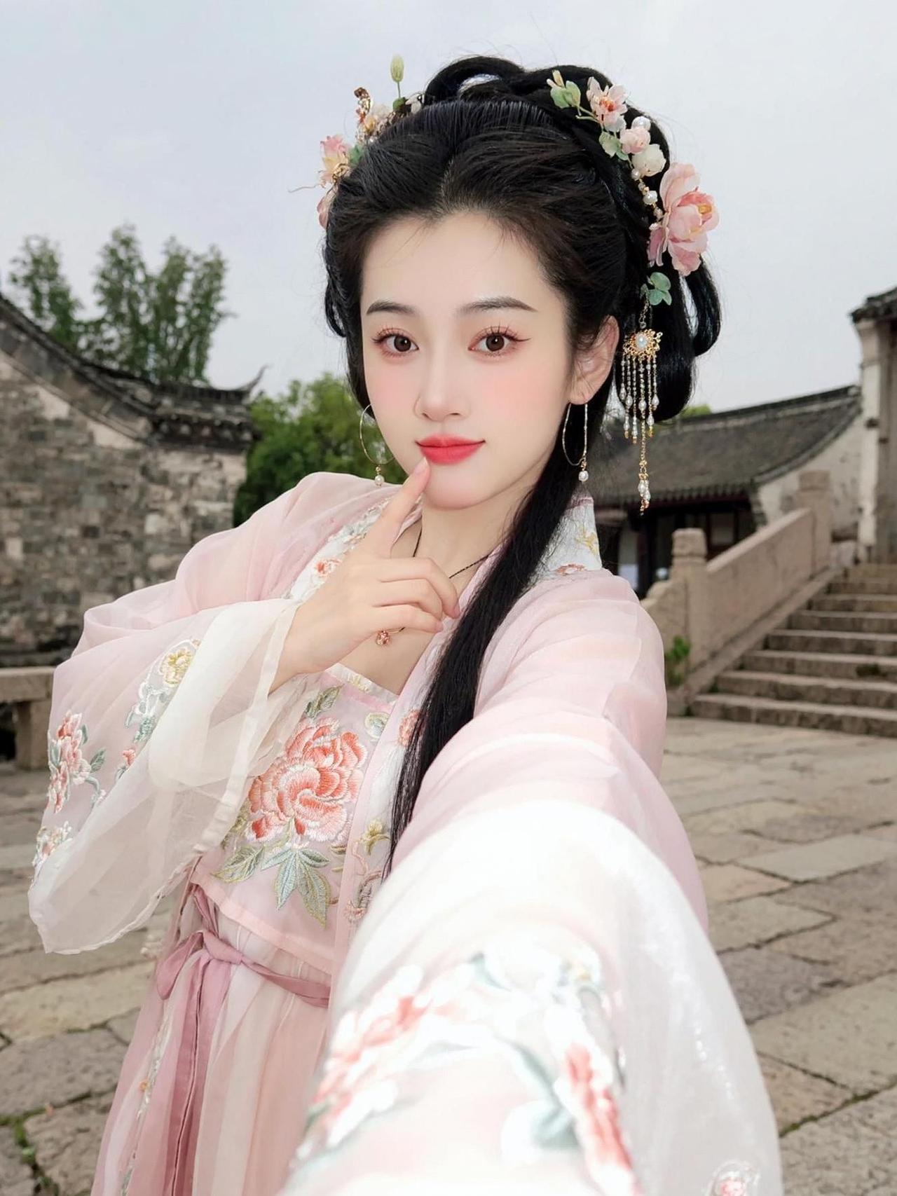 今天真好看 好看小姐姐 抖音玩法合伙人计划 拍同款 @D0U十小助手