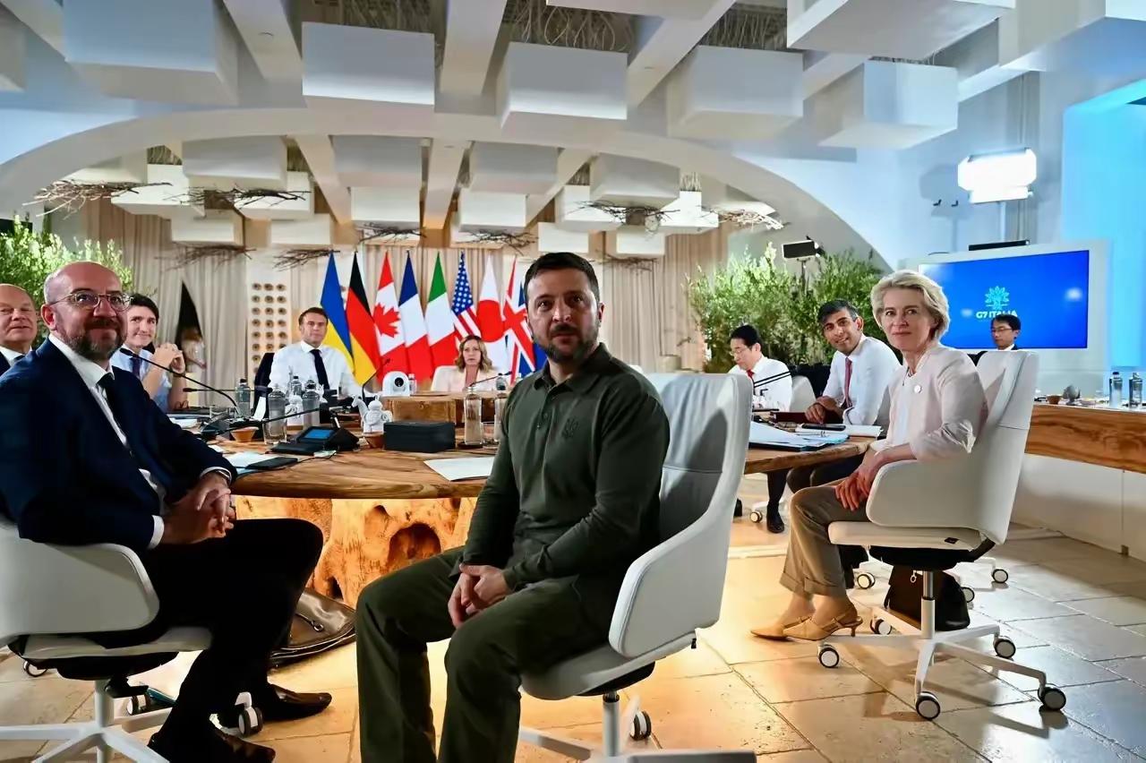 欧盟理事会和欧洲议会议员代表达成协议，同意分步骤直至全面禁止进口俄罗斯天然气。但