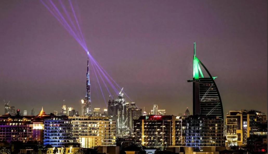 伊朗打对了，把伊斯兰世界最大的叛徒揪出来了！阿联酋这回，算是被伊朗一巴掌打出了原