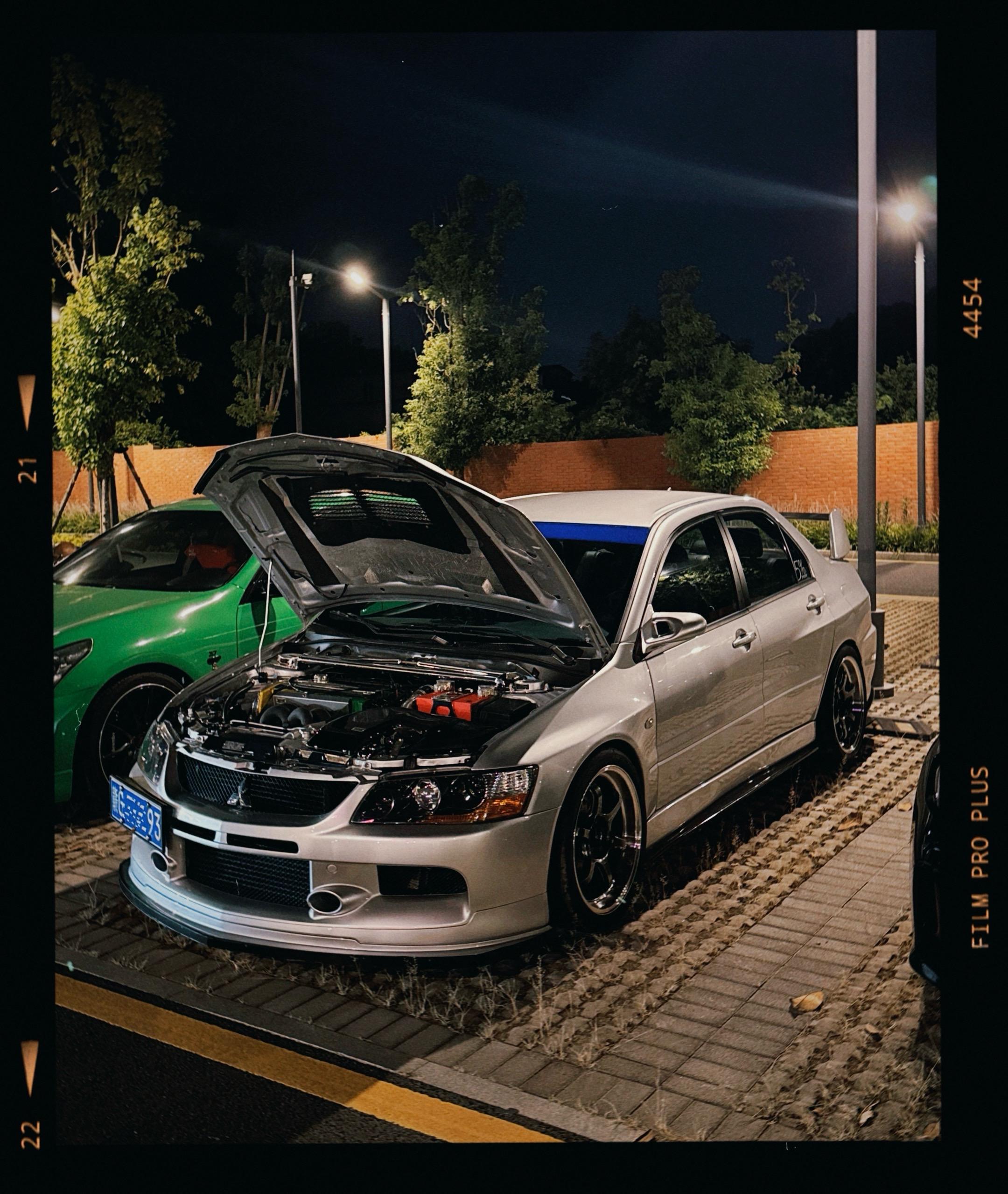 很久很久没有参加这么棒的车聚了🚗。这次回国带小蓝参加的第一场🚗聚...