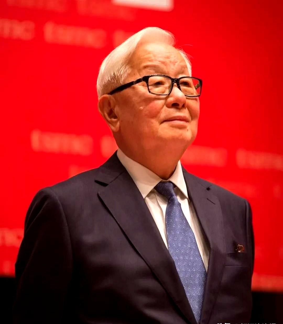 台积电创始人张忠谋，受访时再次语出惊人：“我真的认为，我的国家——美国，仍然是世