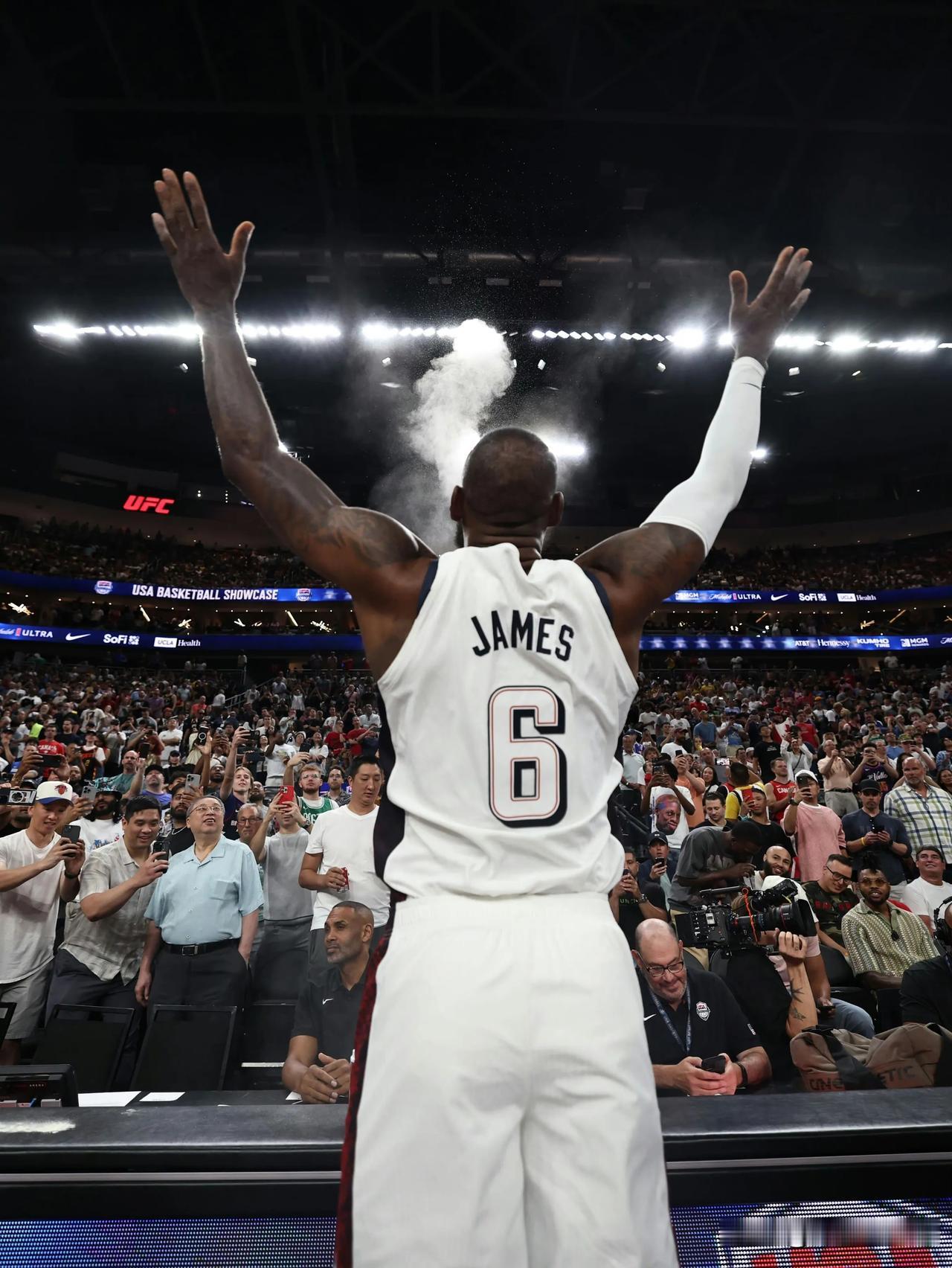 美国男篮在即将到来的比赛中或将遭遇真正的考验。在7月16日凌晨的第二场热身赛中，