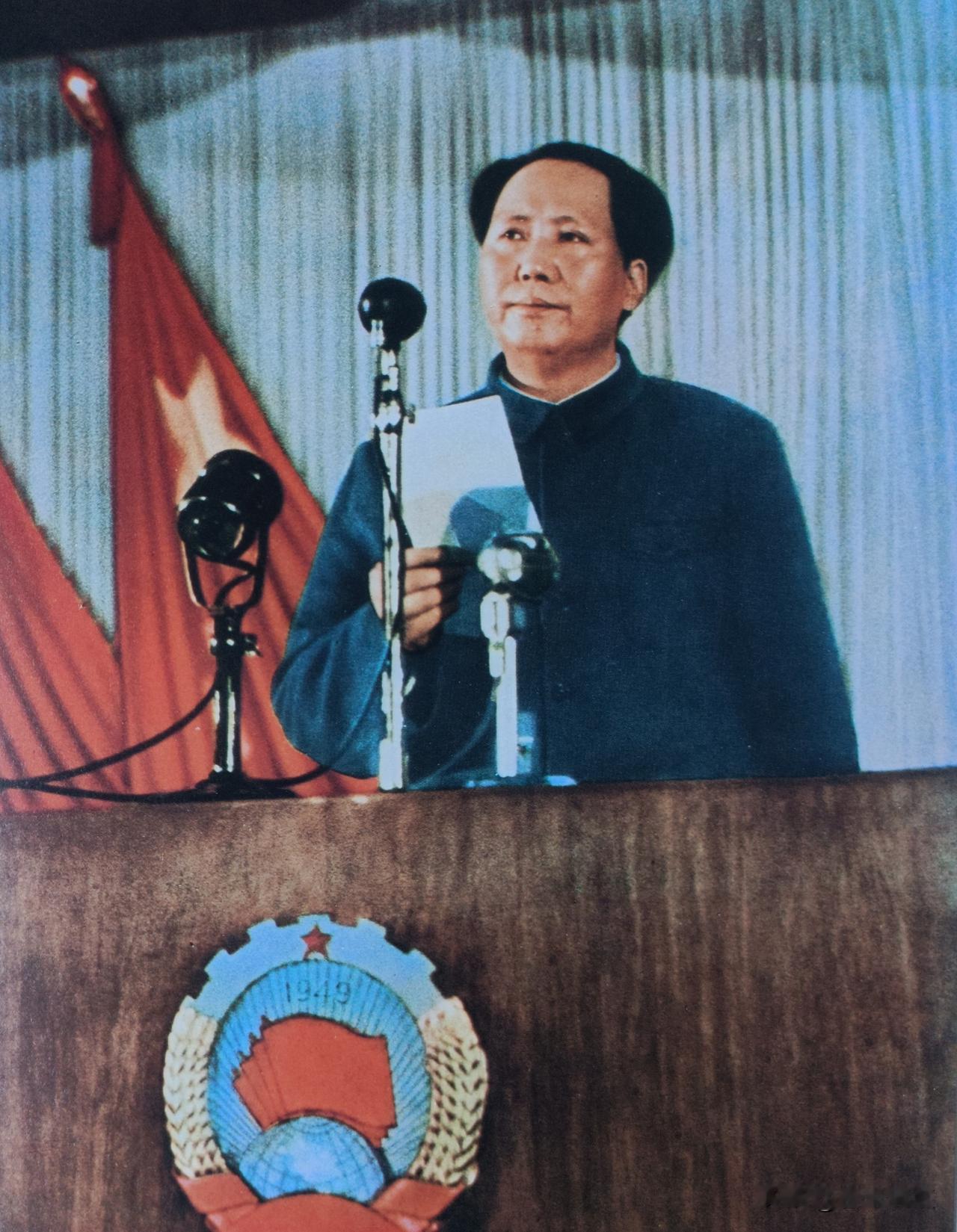 屋子早就扫干净了，可请谁进门，怎么请，从来不是小事。1949年那会儿，没人能替新