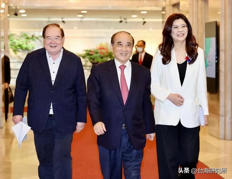 郑丽文的安排有板有眼

中国国民党主席郑丽文马上来大陆了
她事先的很多安排还是很