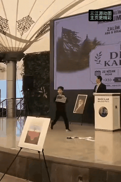组织这些小朋友做这样的事情，这也是在从小小朋友的一种精神，不知道这些小朋友通过参