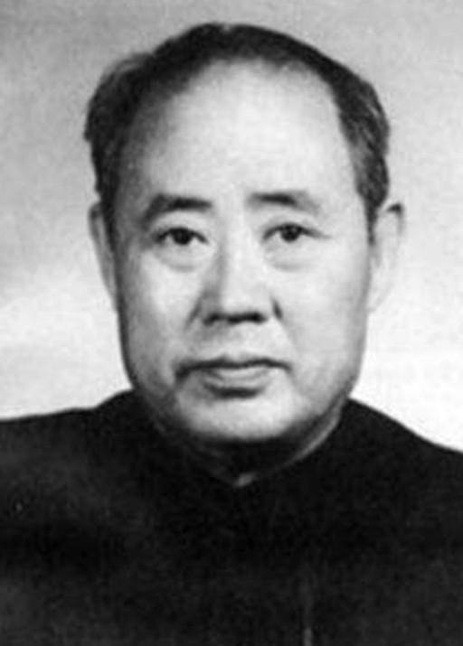 老蒋扣押傅作义夫人，地下党束手无策，周总理悄悄放出一条消息
1949年1月下旬的