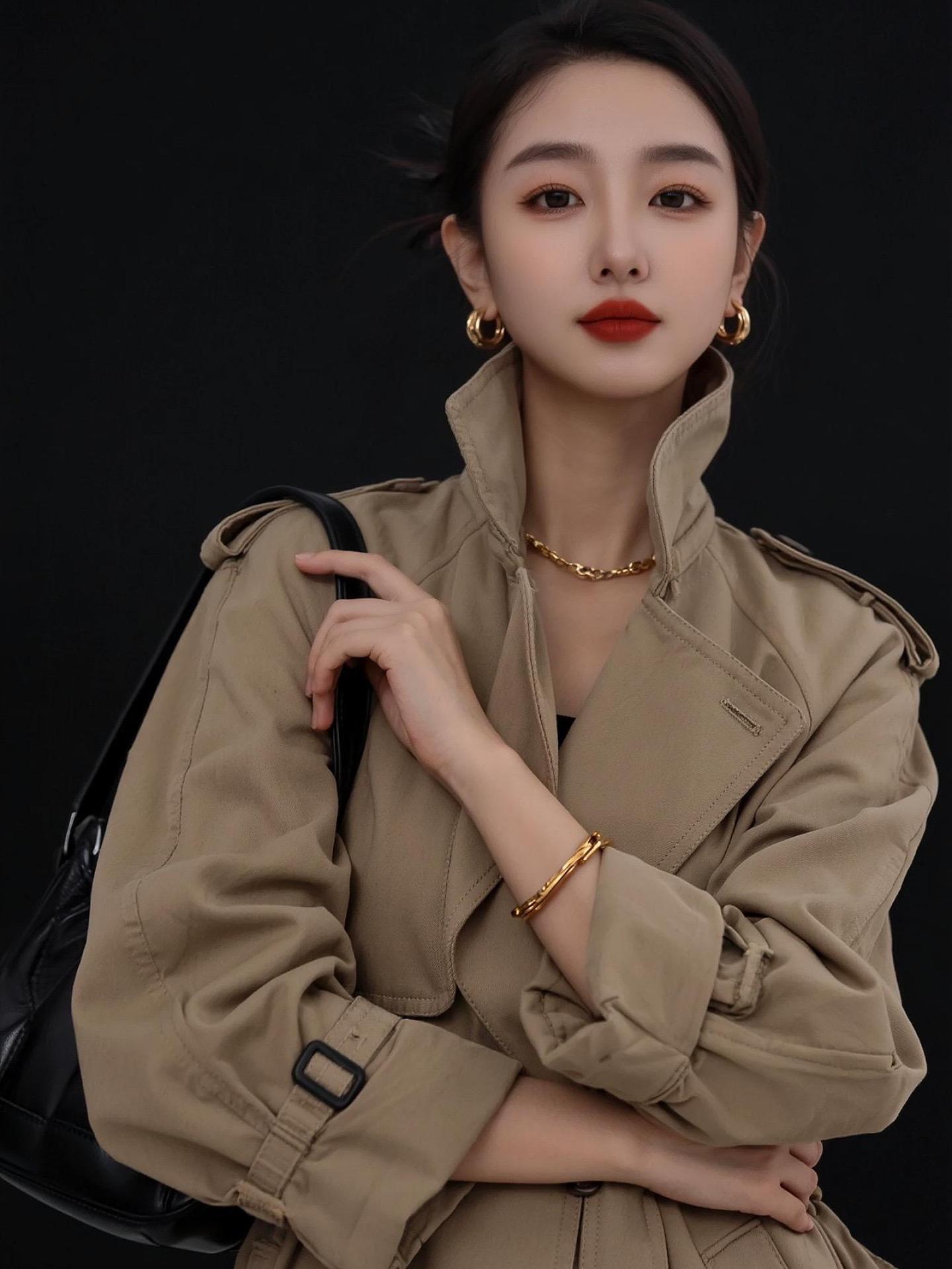 托举自己 取悦自己 不为难自己， 爱自己这 件事一定要拿满分