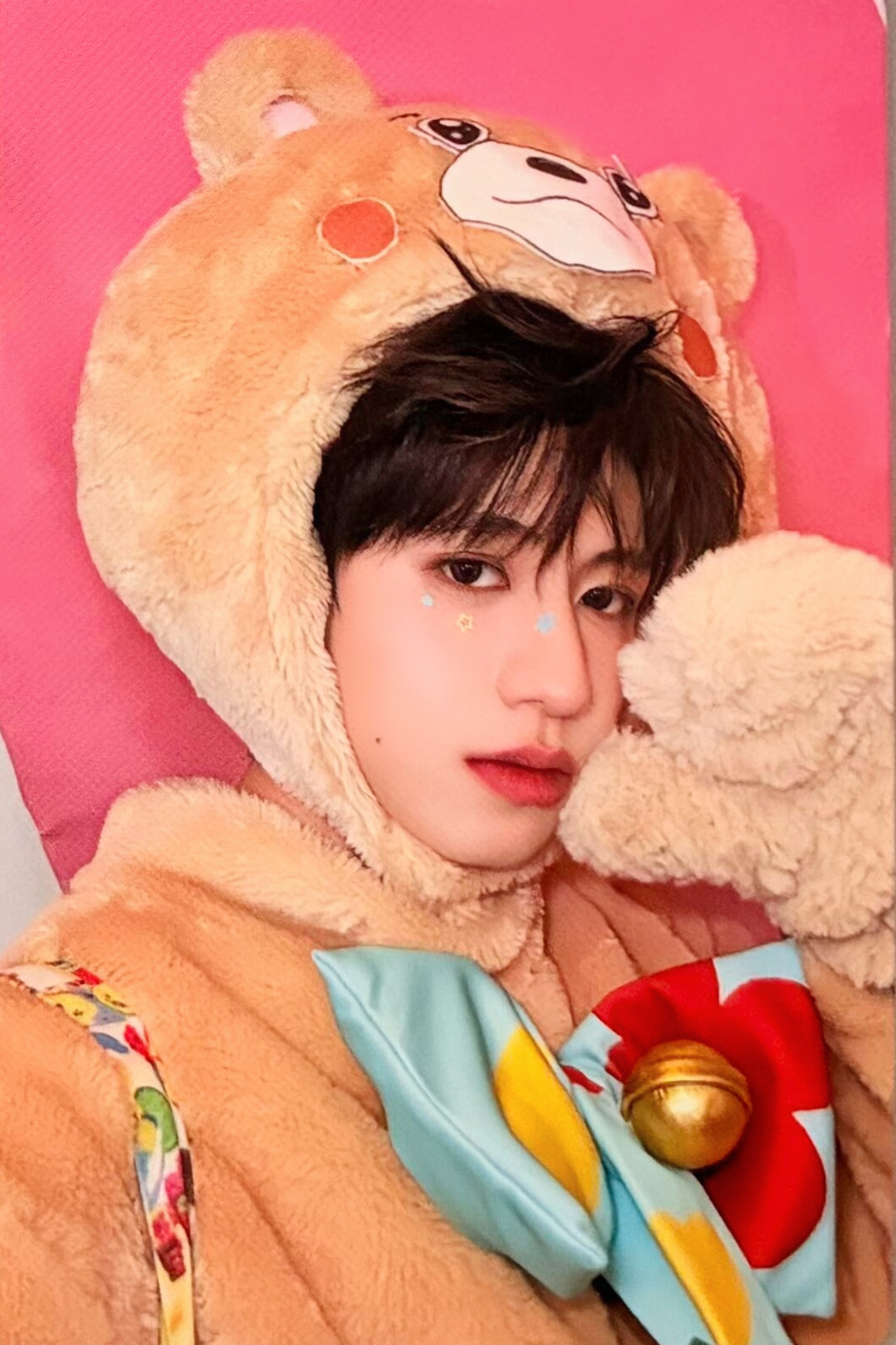 朱志鑫做可爱妆造你们拿什么比