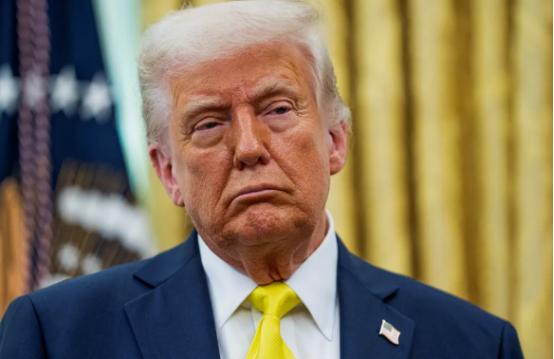 中国一纸禁令，直接把特朗普的“无本万利”变成了“亿万负债”！

特朗普以为控制了