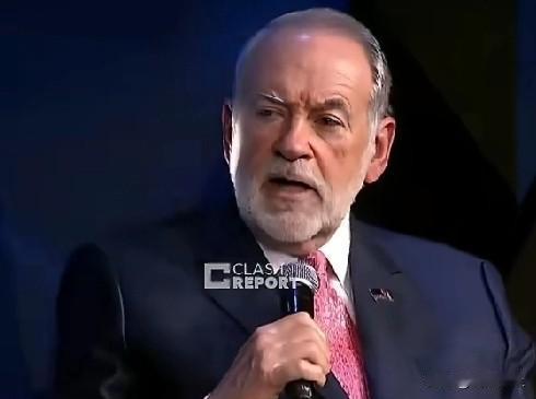 美国驻以色列大使迈克·哈卡比称，特朗普总统的思维方式与其他政客不同，他不受传统左