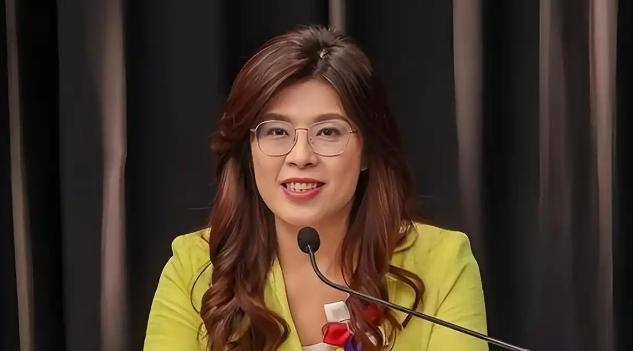 郑丽文访陆效应正式出现？第一个受影响的选区出现了，民进党铁票区高雄市长选举蓝军正