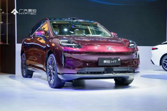 长春车展跆拳道奥运冠军力荐广汽昊铂！25款HT演绎越级实力
长春车展首日广汽昊铂