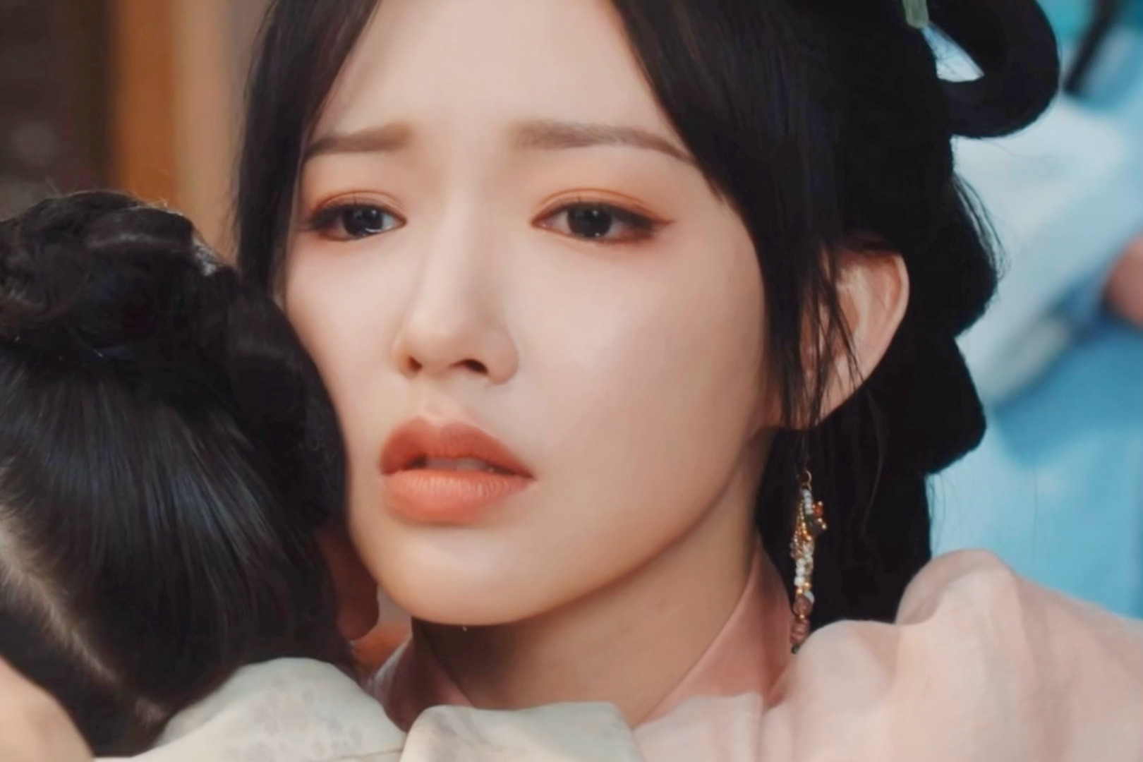 程潇这段演的好好啊在姐姐的“成全”下终于和女儿拥抱程潇玉茗茶骨母女拥抱哭戏