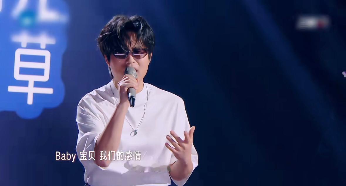 特朗普与马斯克决裂史诗级的脱粉回踩。baby，我们的感情好像跳楼机……特朗普对马